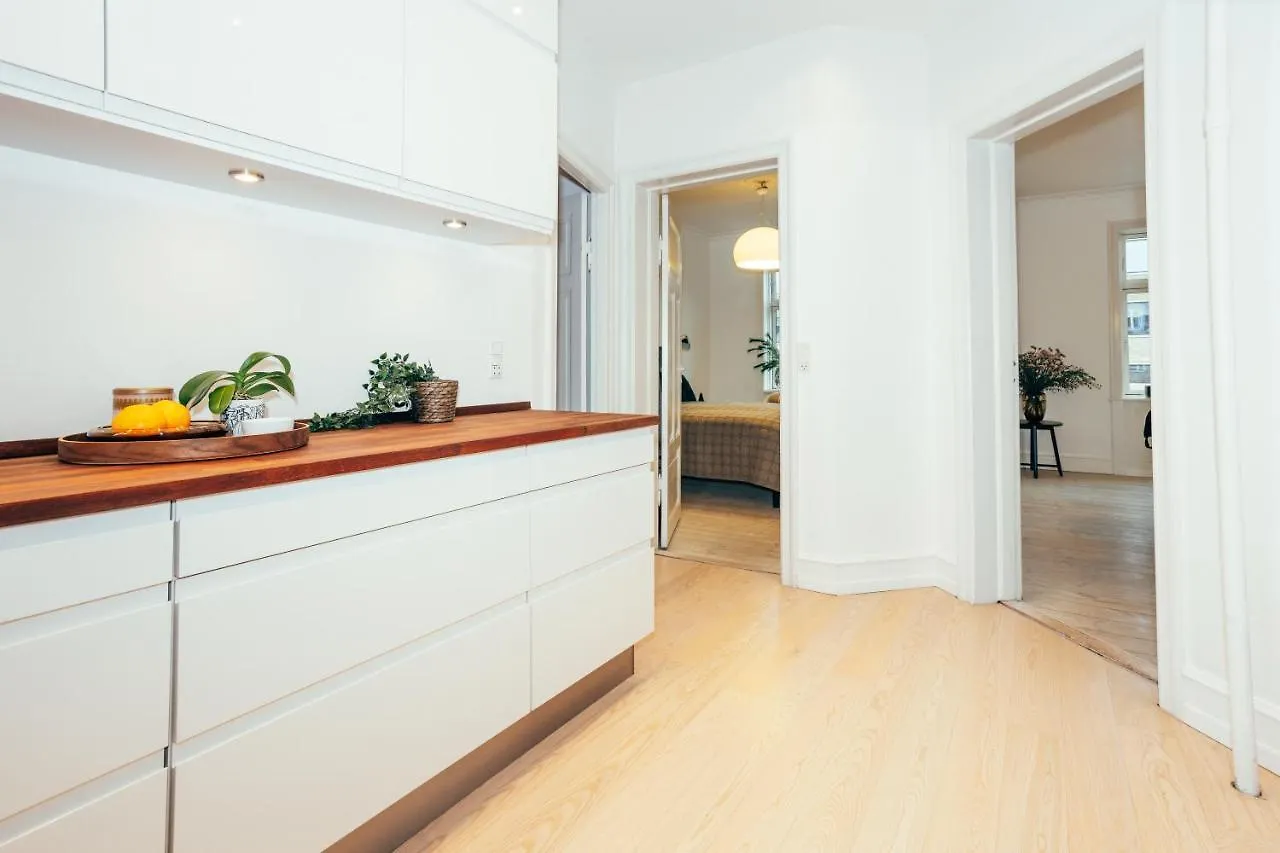 Apartment Elegant, Evocative And Cosy Home In Osterbro With A Panoramic View. Eco-Friendly. 1Km Harbour/ Beach, 3Km- City Center, 13Km-Airport. Kopenhagen